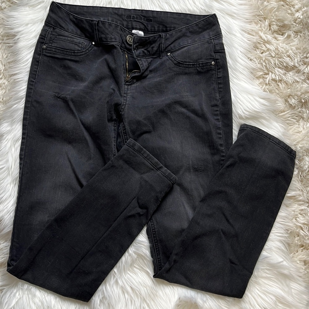 Maurice’s size M-S light rip black jeggings